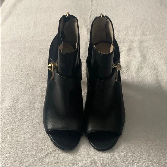 Suede Zirelle Bootie Louise Et Cie Shoes Louise Et Cie Black Ankle